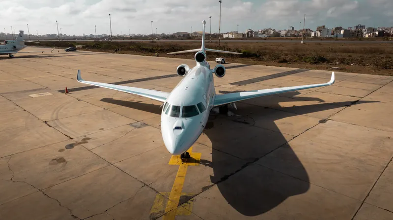 Jet SamAirways vu du ciel, face au tarmac