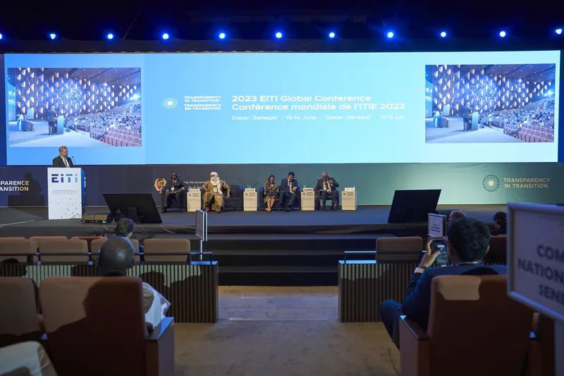 Scène de l’auditorium pendant une table ronde